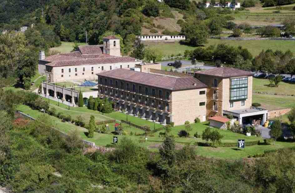 6 Parador de Cangas de Onís Principado de Asturias