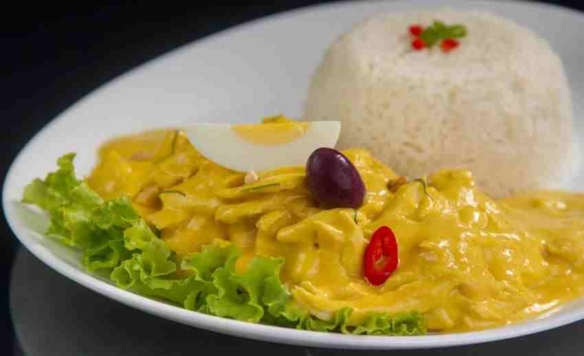 Ají de gallina gastronomía peruana