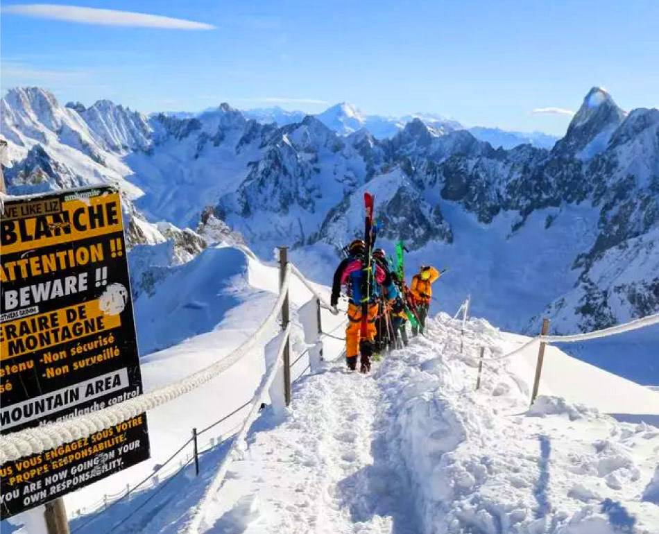 Chamonix bajo la sombra del Montblanc, aventura y diversión