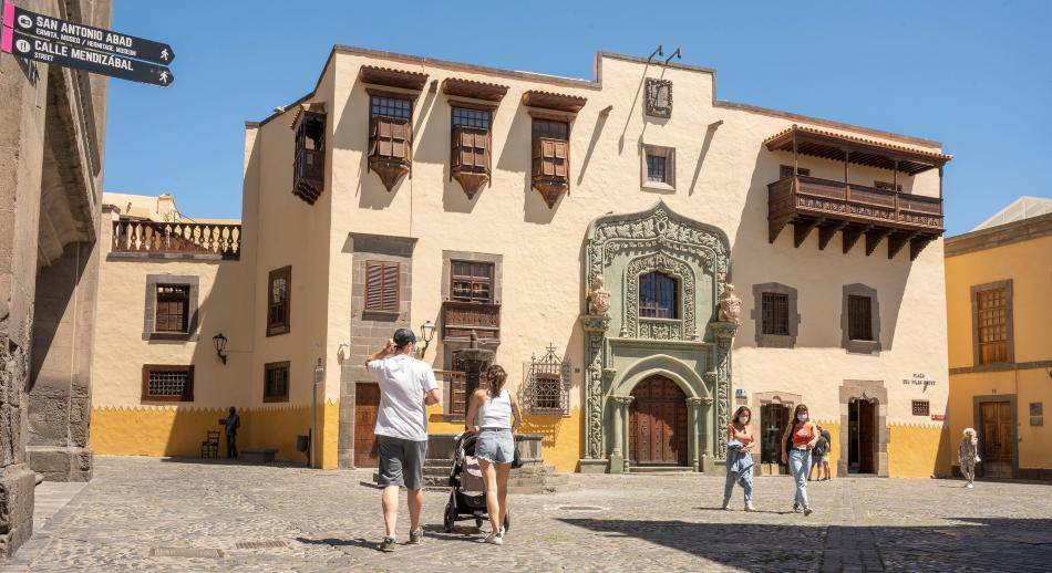 Fachada verde Casa de Colón Vegueta LPGC