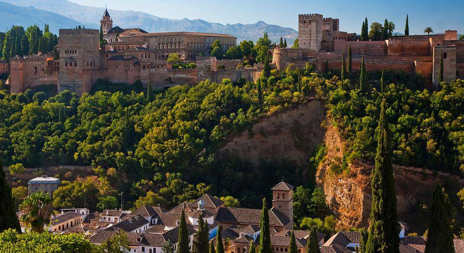 Alhambra de Granada vista panorámica.