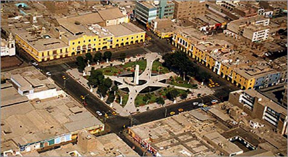 Ica con su Plaza de Armas