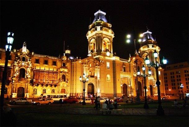 Imponente belleza catedral Lima mayo 2021