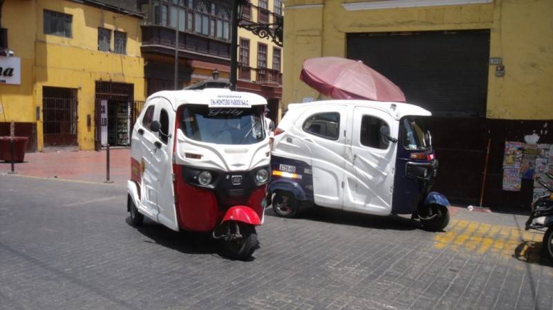 Los motos taxi