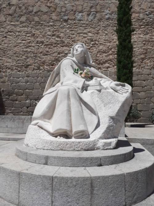 MONUMENTO A SANTA TERESA PLAZA DE SANTA TERESA O DEL MERCADO GRANDE 2