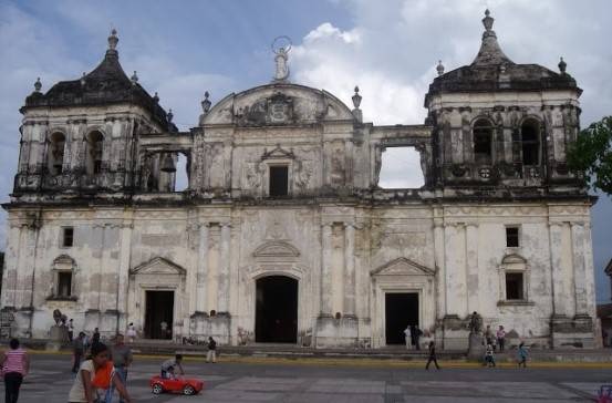 Imponente Catedral de León, Nicaragua, Patrimonio Mundial de La Humanidad