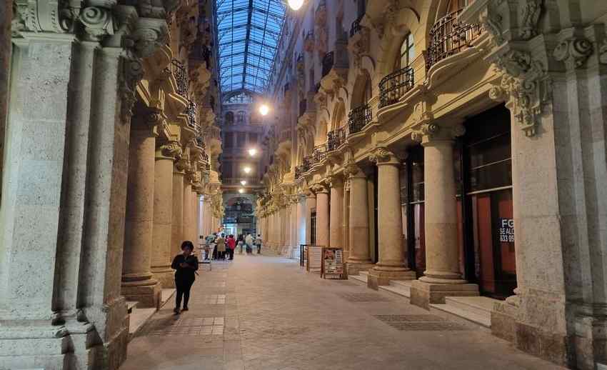 PASAJE LODARES Albacete 1