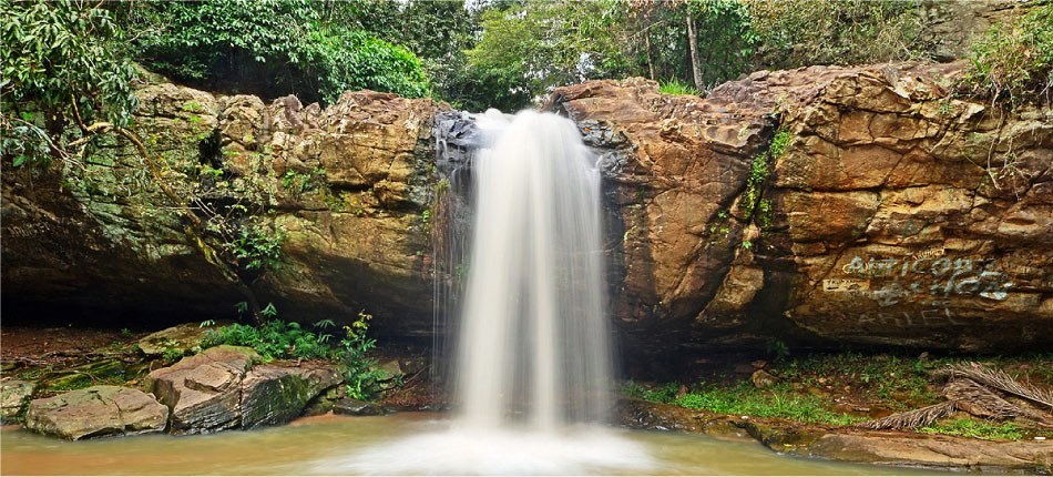 Paraguay, verdadera belleza natural - Chorro del Karumbé