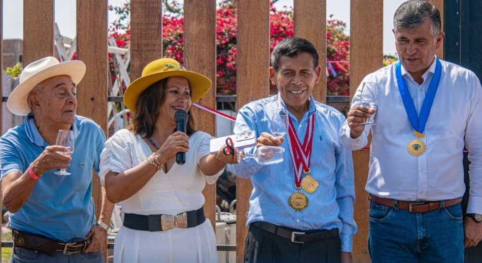 Personalidades_prals_del_evento.jpg
