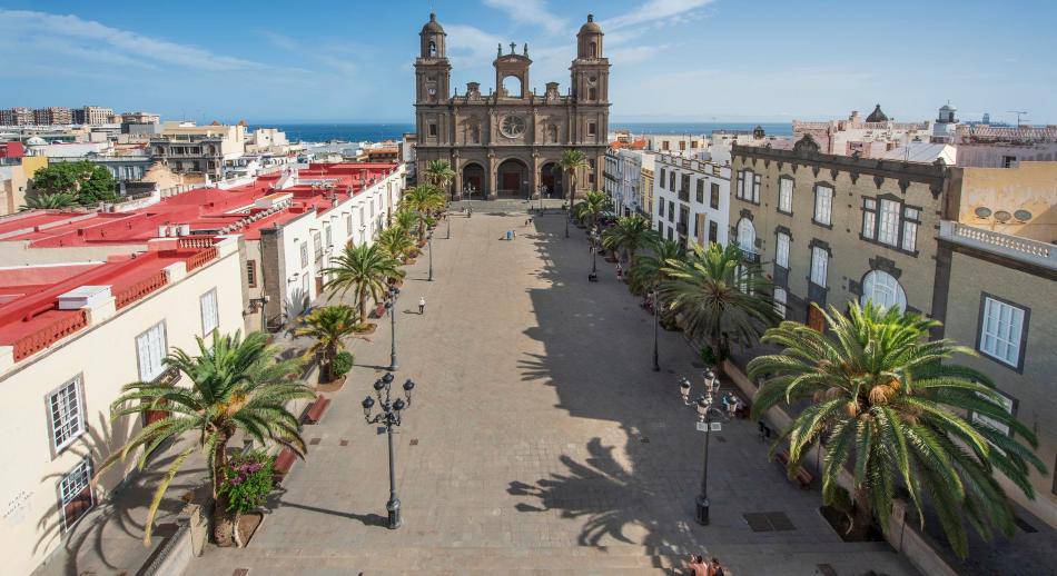 Plaza de Santa Ana y catedral