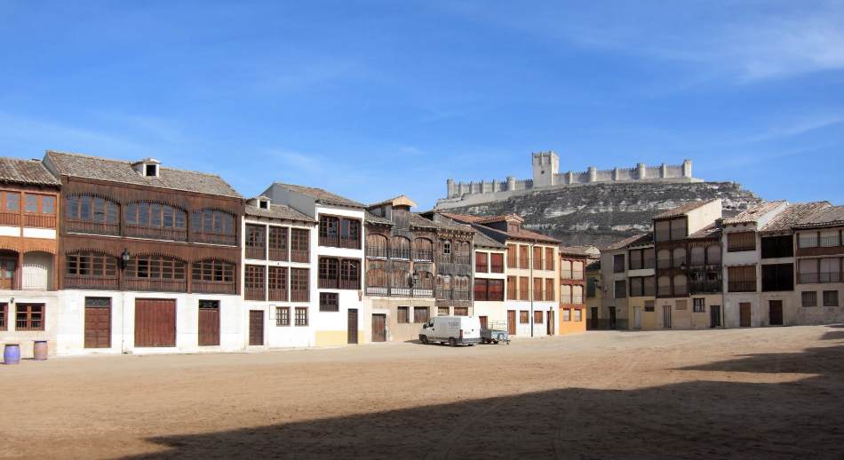 Plaza_del_Coso_Peñafiel.jpg