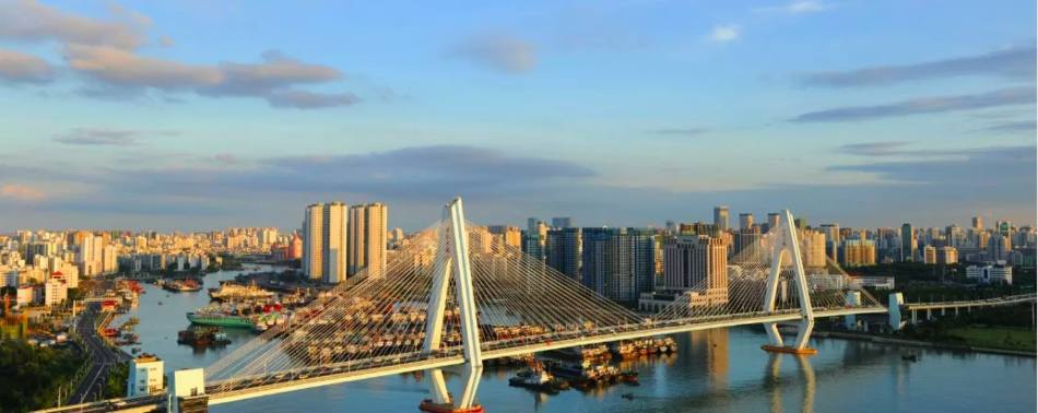 Puente Century Puente del siglo EN HAINAN