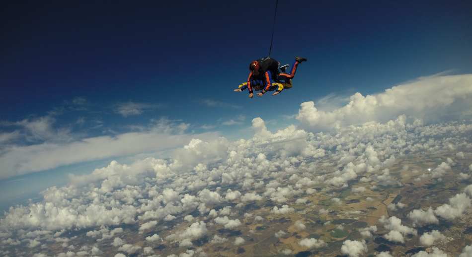 Salto en Paracaídas desde 3.000 metros con Fotos y Vídeo Sevilla Andalucía 3 1