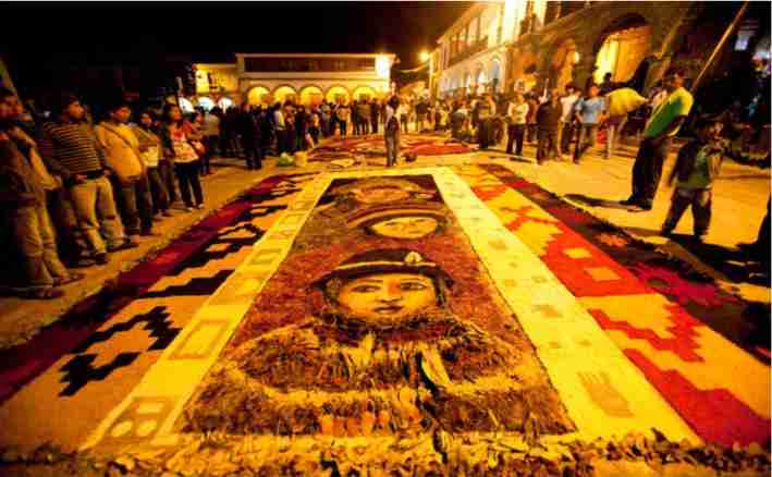 alfombras de flores y serrín