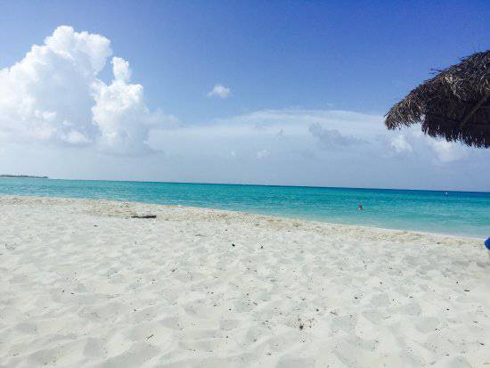 playa cabo largo