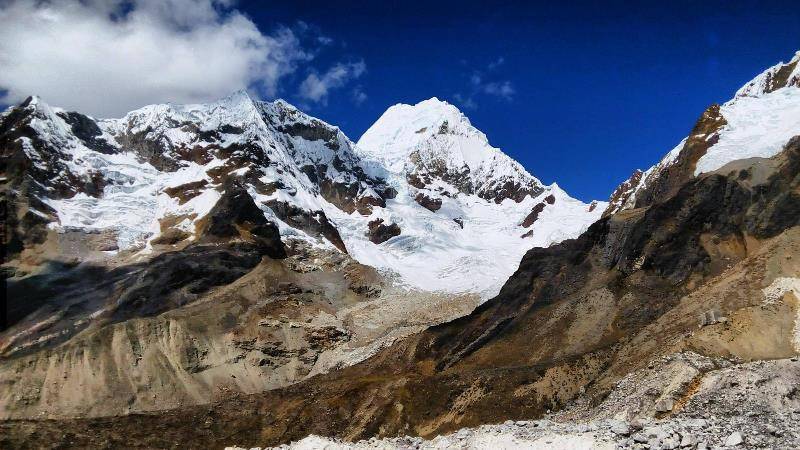 espectacular imagen del alpamayo