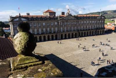 palacio-de-rajoysantiago-de-compostela_0849a4d0_1300x867.jpg