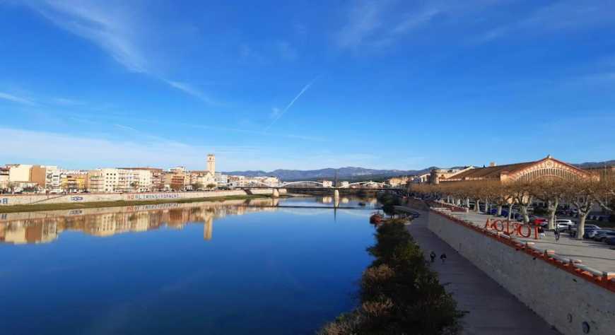 Tortosa: entre las aguas del Ebro y la historia arraigada