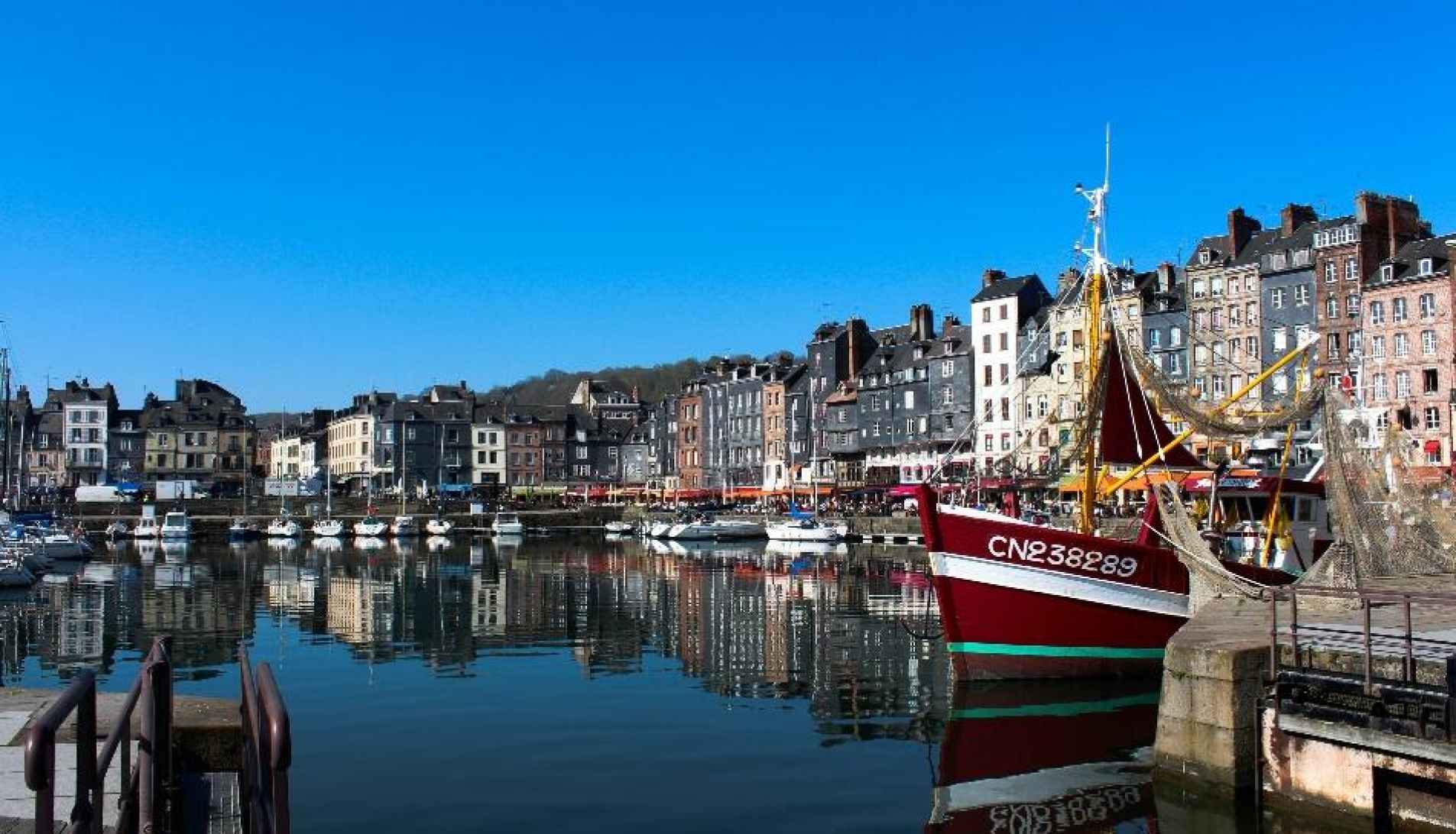 Honfleur, el pequeño puerto normando que inspiró a artistas y viajeros