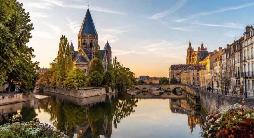 Metz, entre historia, arquitectura y tranquilidad en el este de Francia