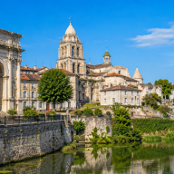 Saintes, entre vestigios romanos y encanto del oeste francés