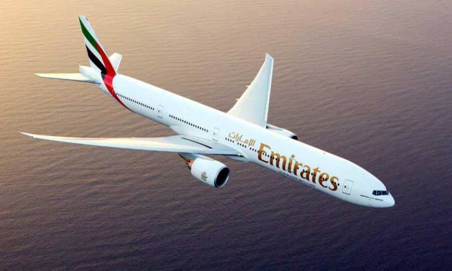 Emirates refuerza sus servicios en Barcelona con un tercer vuelo diario