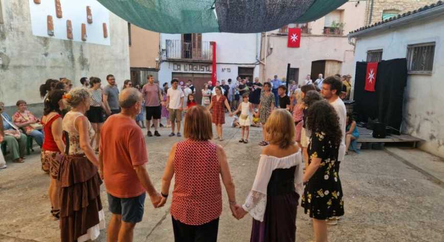 Palau de Noguera, un pueblo de 50 vecinos que no se resigna  al  olvido