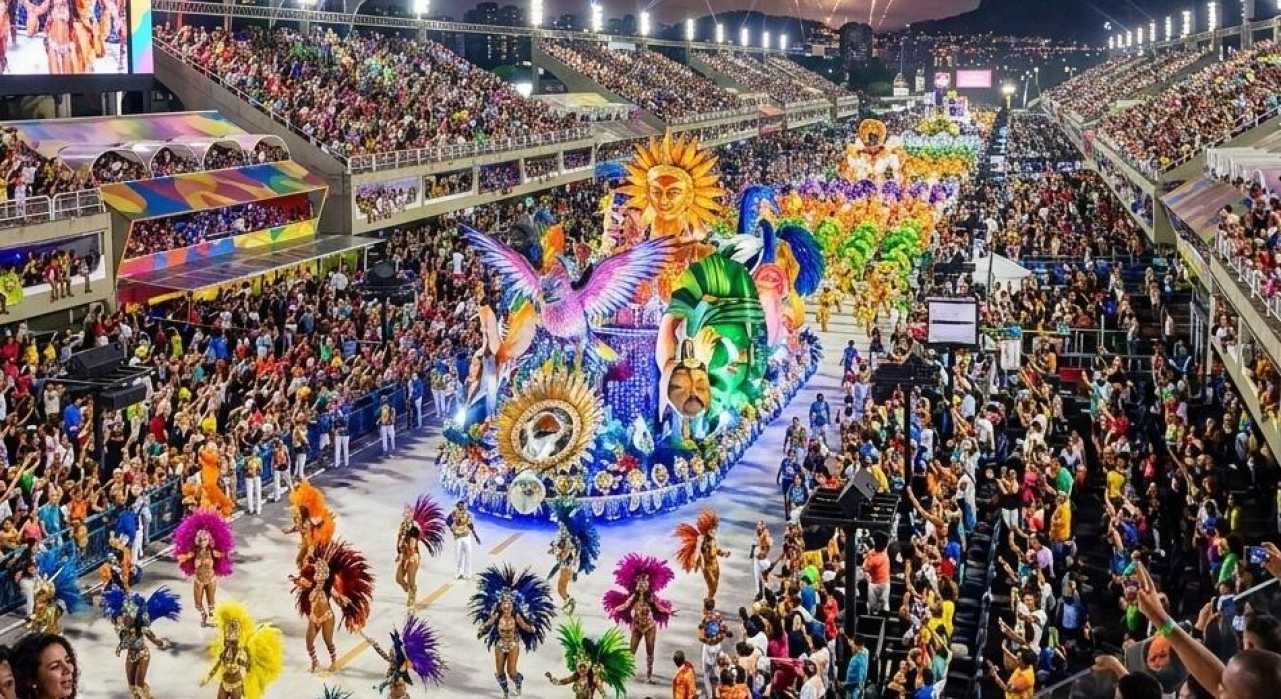 Turismo en el Carnaval de Río: la experiencia más vibrante de Brasil
