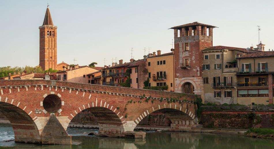 Volotea lanza una nueva ruta que conectará Bilbao con Verona